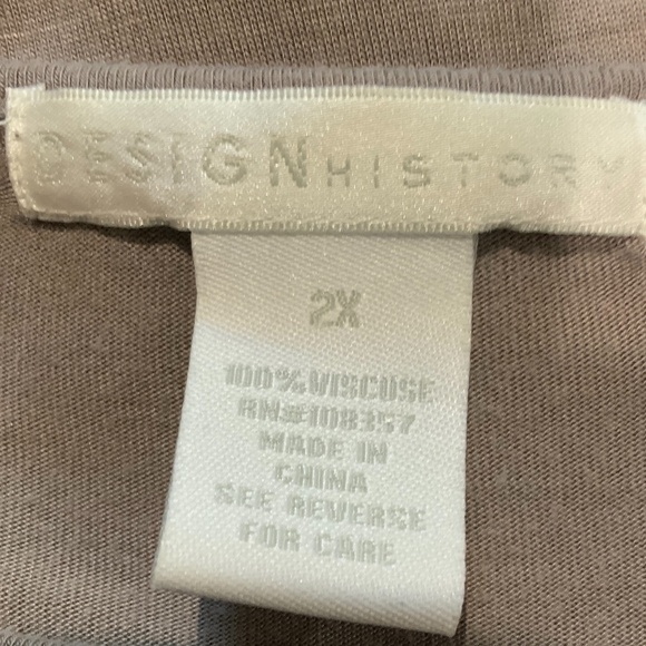 Design History Draped Top - size 2X - Picture 7 of 8